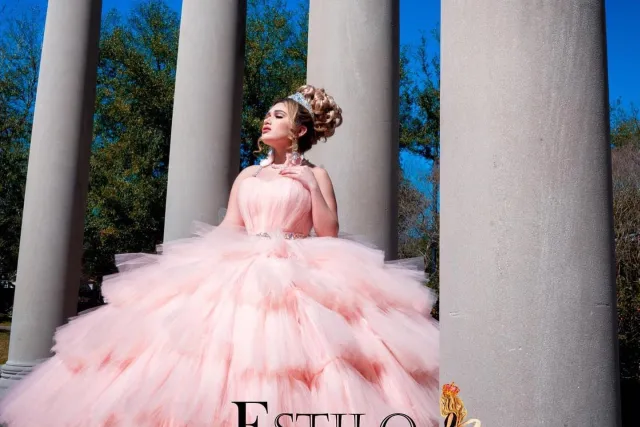 Estilo Isabella Quinceanera Dresses