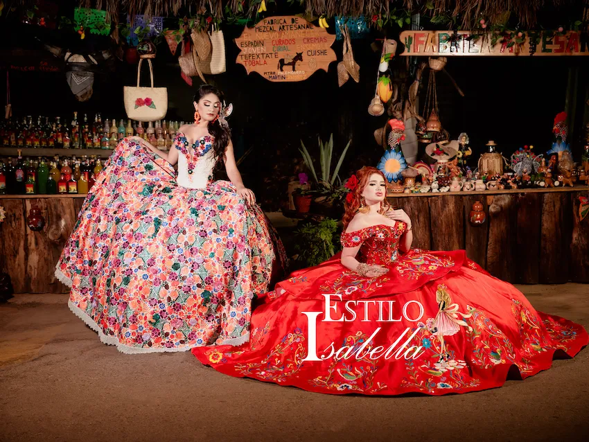 Estilo Isabella XV Dresses